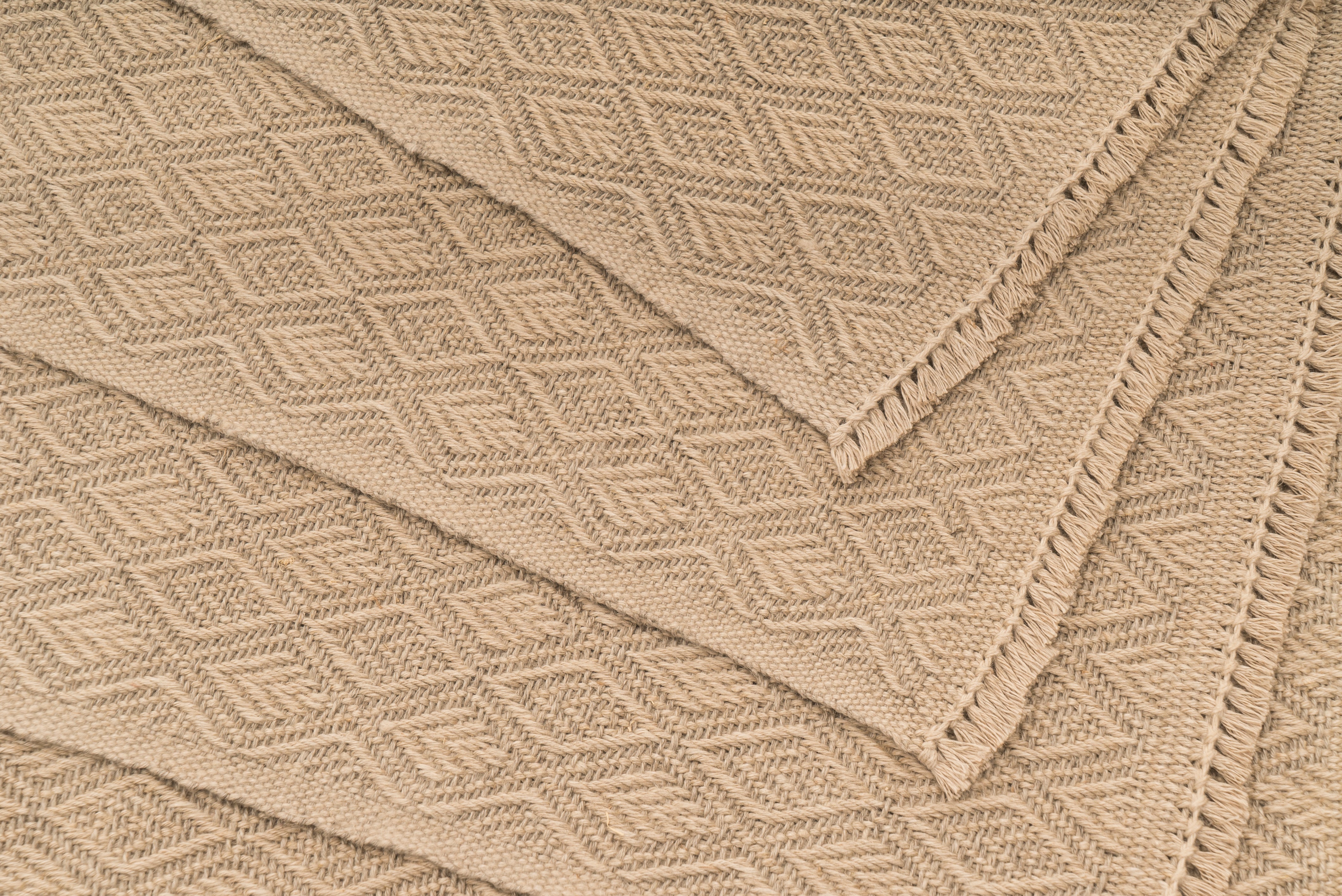 "Extracted Diamonds" Handwoven Hemp Placemat & Table Runner Set