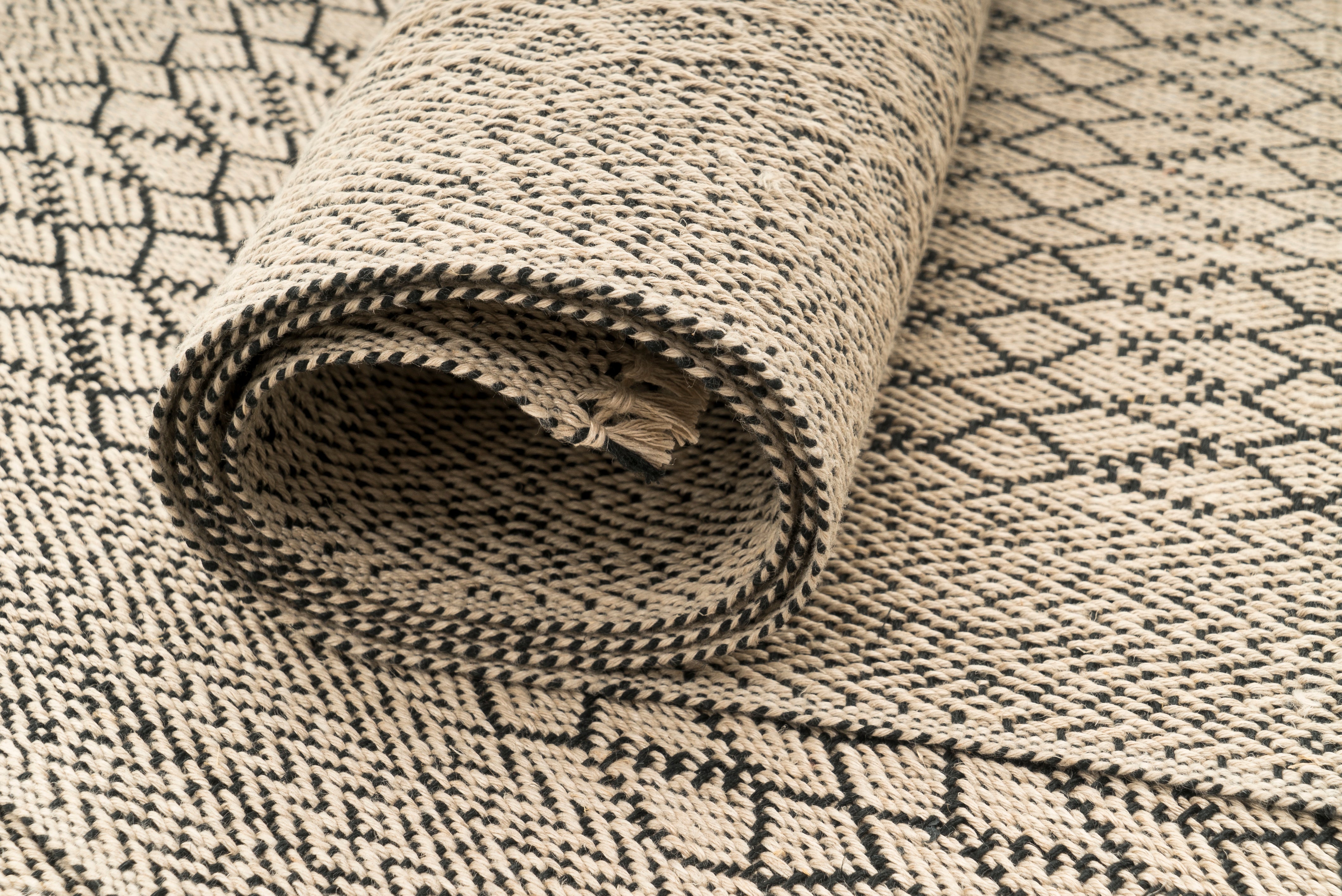 "Connection" Handwoven Hemp Placemat & Table Runner Set