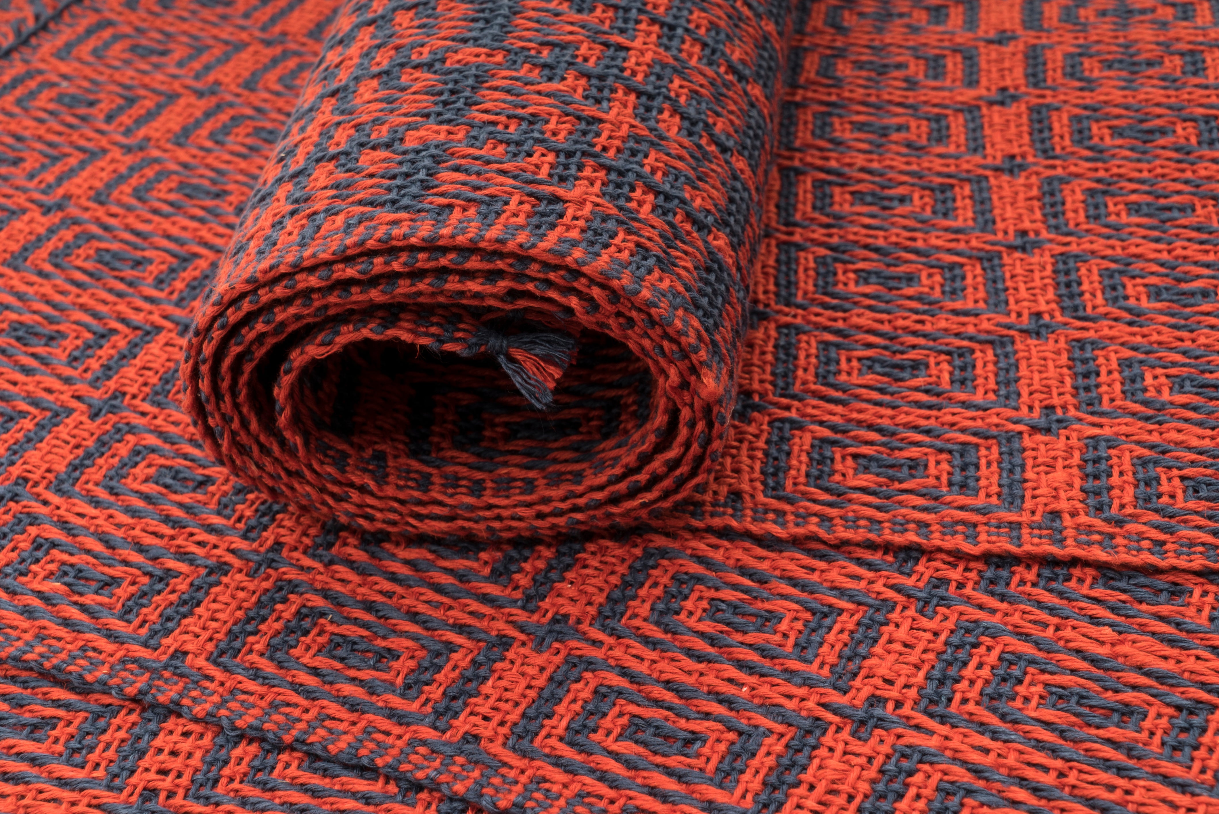 "Beauty" Handwoven Hemp Placemat & Table Runner Set