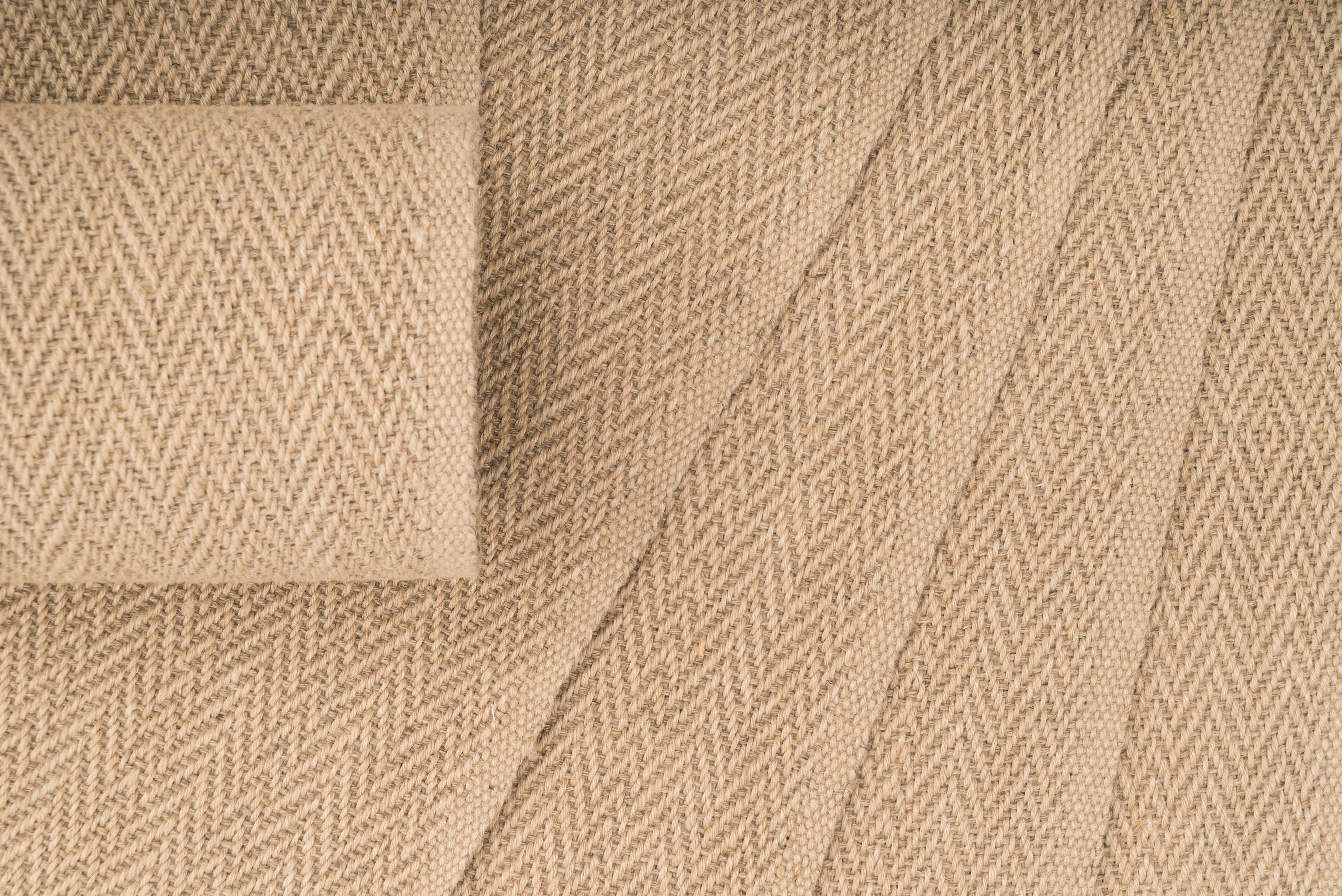"Maturity" Handwoven Hemp Placemat & Table Runner Set