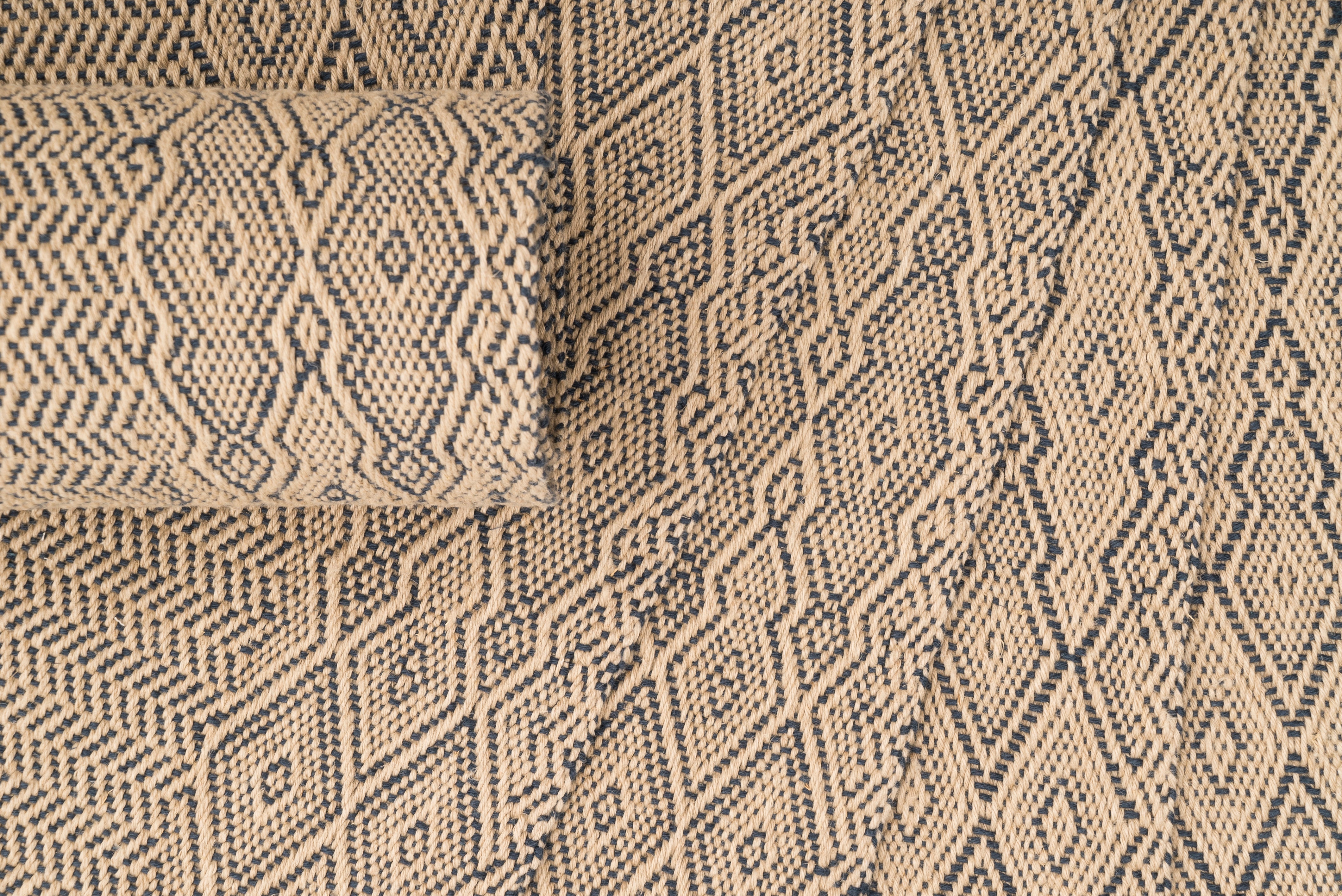 "Route" Handwoven Hemp Placemat & Table Runner Set